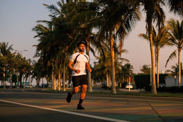 Comment élaborer un plan de remise en forme post-partum pour retrouver la forme en douceur?